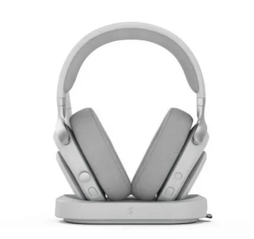 ヘッドホン Fractal Design Scape