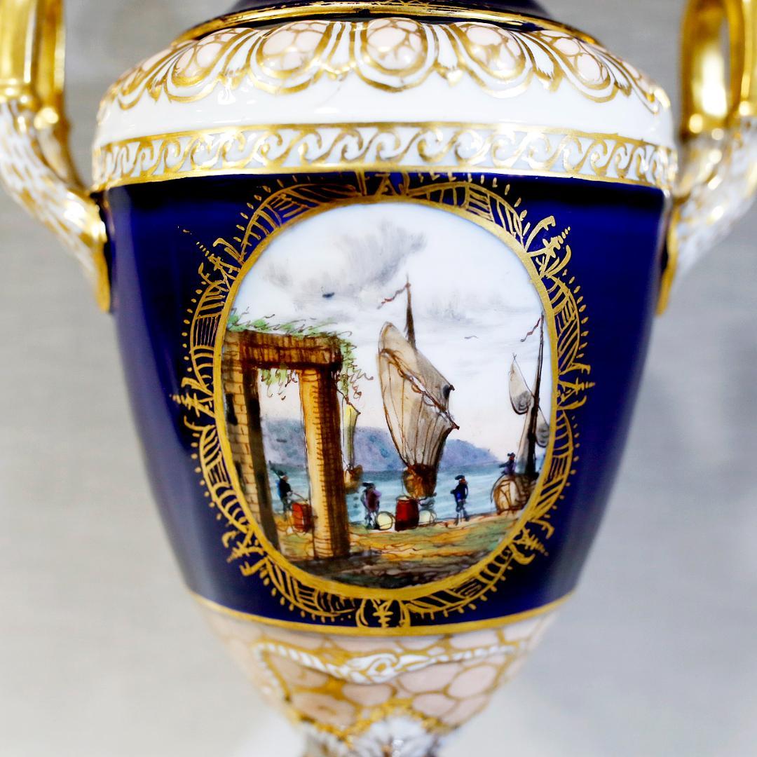 【送料込み】ドレスデン 帆船 壺 蓋付き 飾り壺 コバルト 金彩 ①