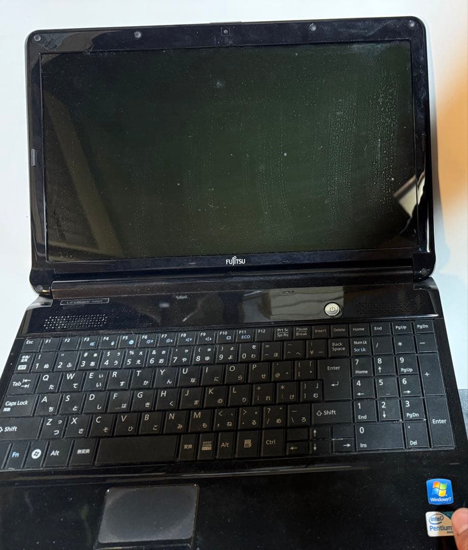 富士通ノートパソコン/カメラ付き/初期設定済み