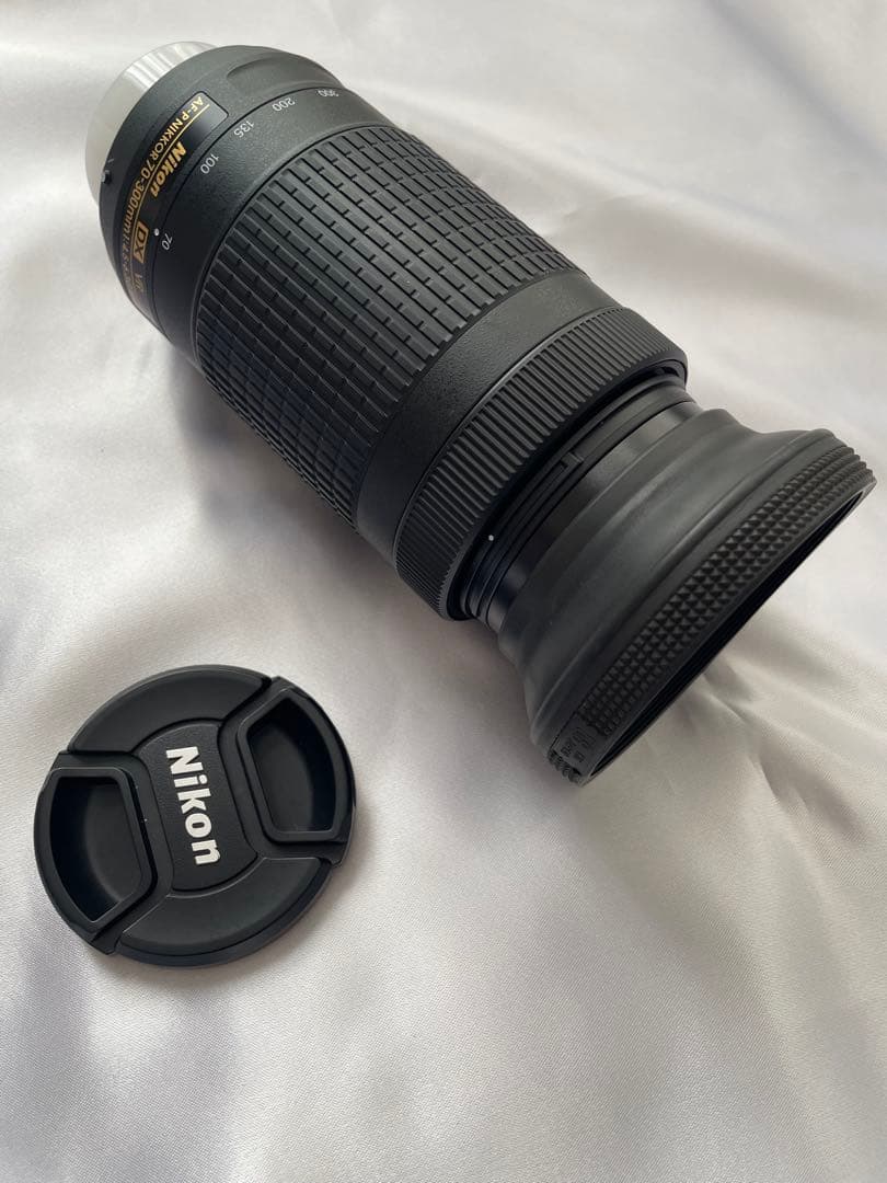 Nikon D5600 デジタル一眼レフカメラ　レンズ　小物セット