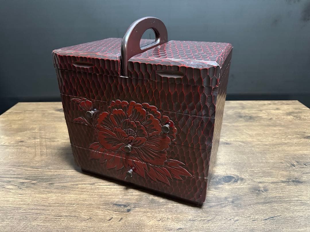 鎌倉彫　裁縫箱　ソーイングボックス