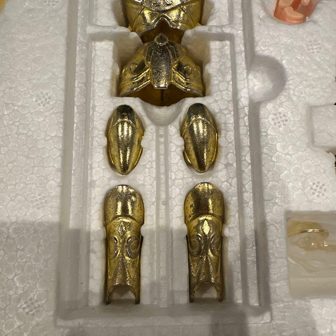 バンダイ 聖闘士星矢 アクエリアス フィギュア