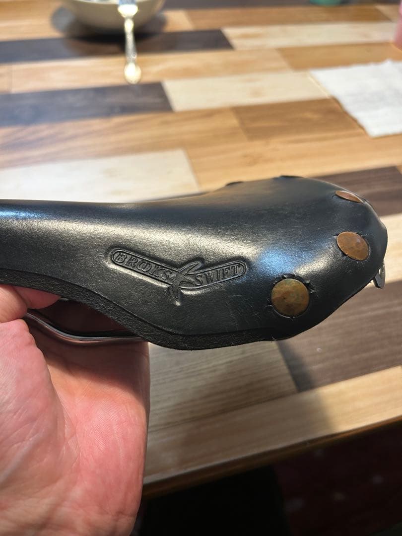 N*a様 BROOKS SWIFTレザーサドル ブラック