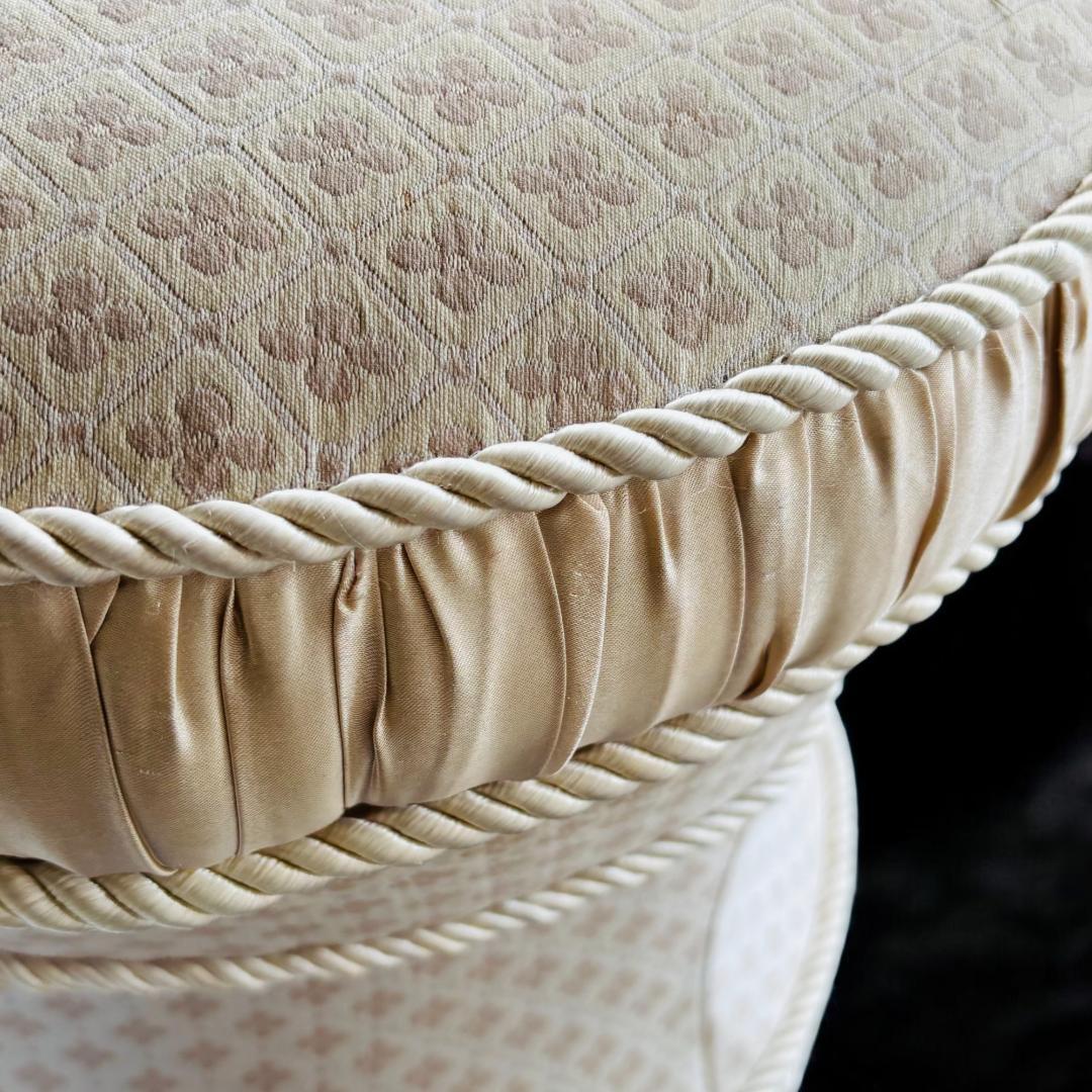 ジェニファーテイラー スツール オットマン 輸入家具 ロココ調 アメリカ高級家具