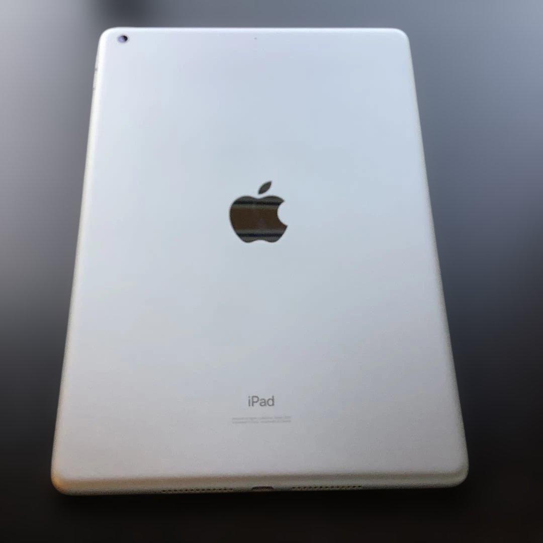 Apple iPad 第7世代 本体 32GB シルバー