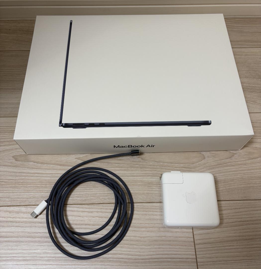 美品｜MacBook Air M2 13インチ｜16GB｜512GBミッドナイト