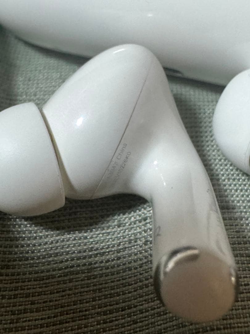 AirPods Pro2 付属品あり