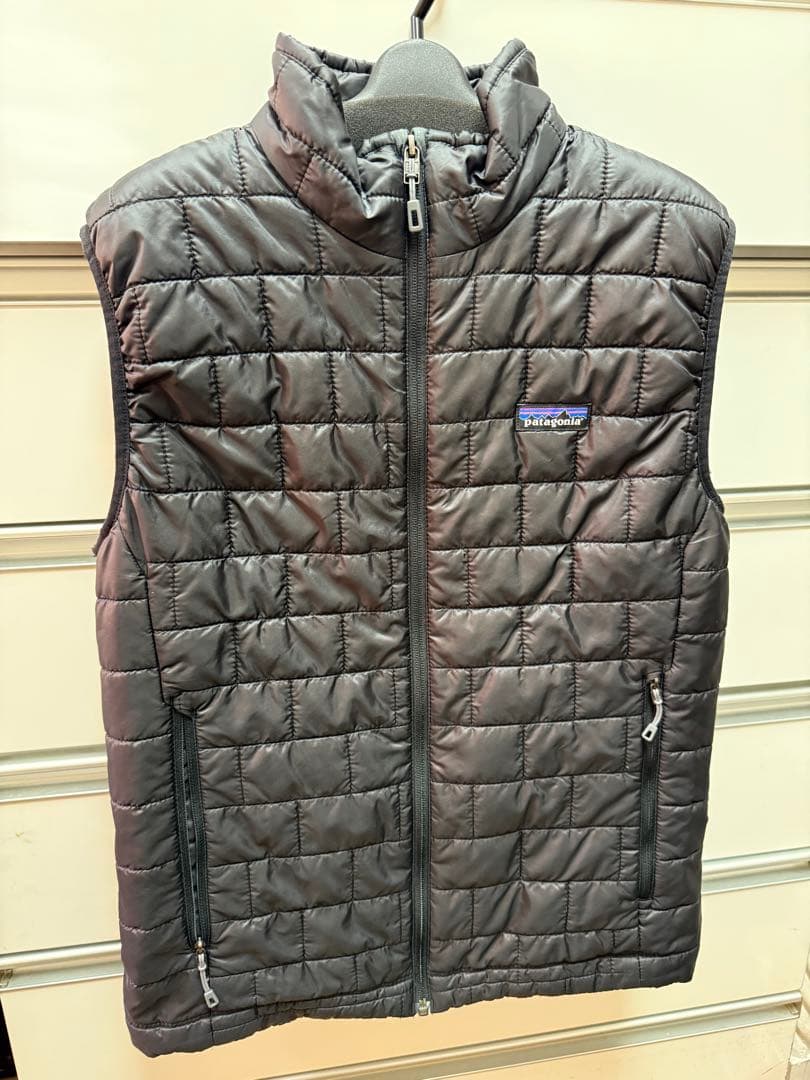 patagonia ブラック M's Nano Puff Vest