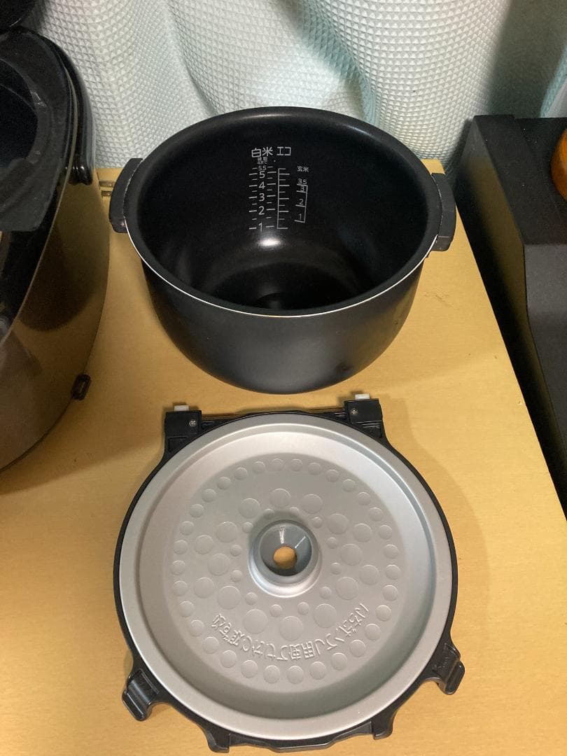 ★タイガーJKT-P100 IH炊飯ジャー2020年製 TIGER1L 5.5合