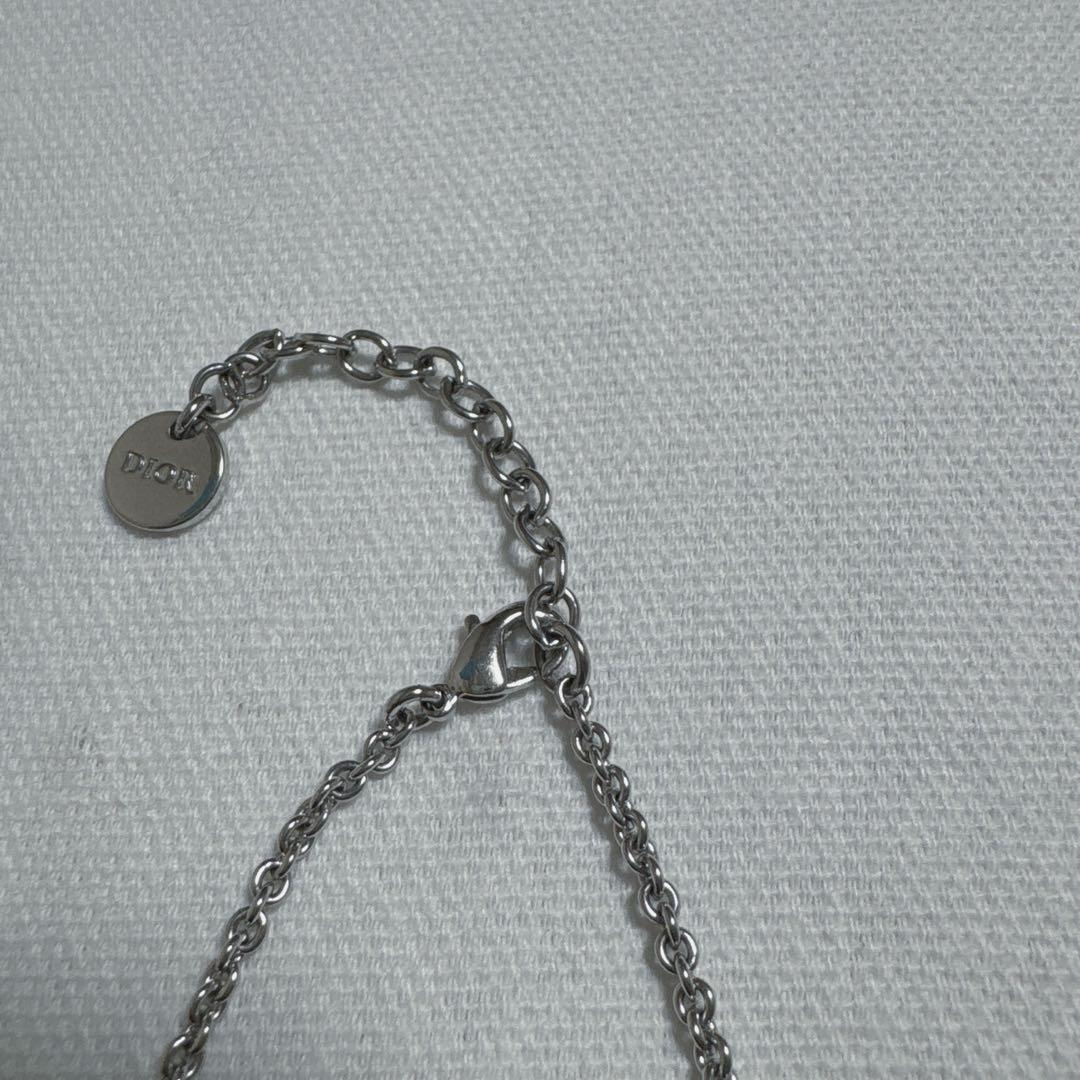 Dior シルバーロゴネックレス