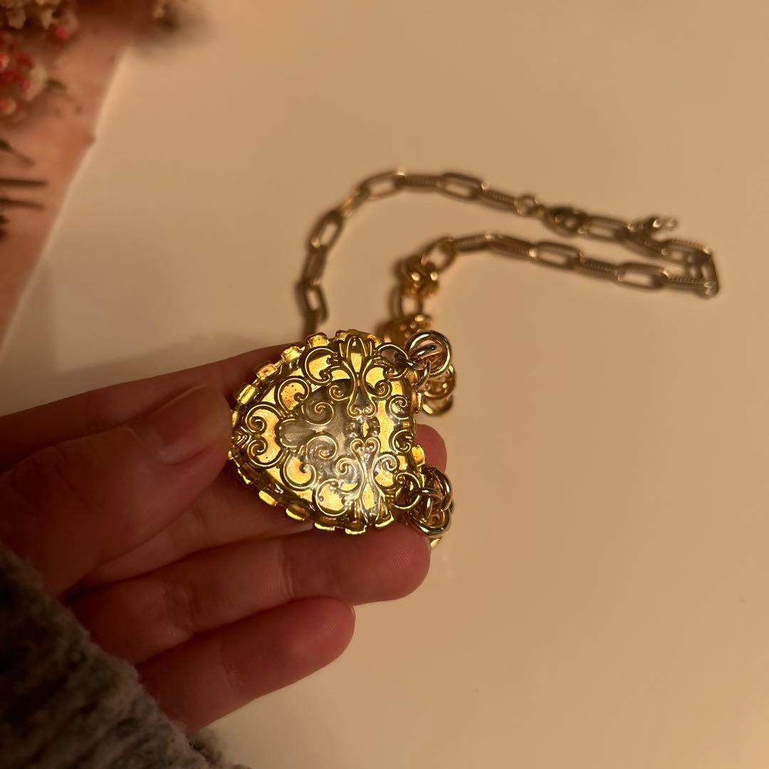 ハート型クリスタルネックレス　クリア