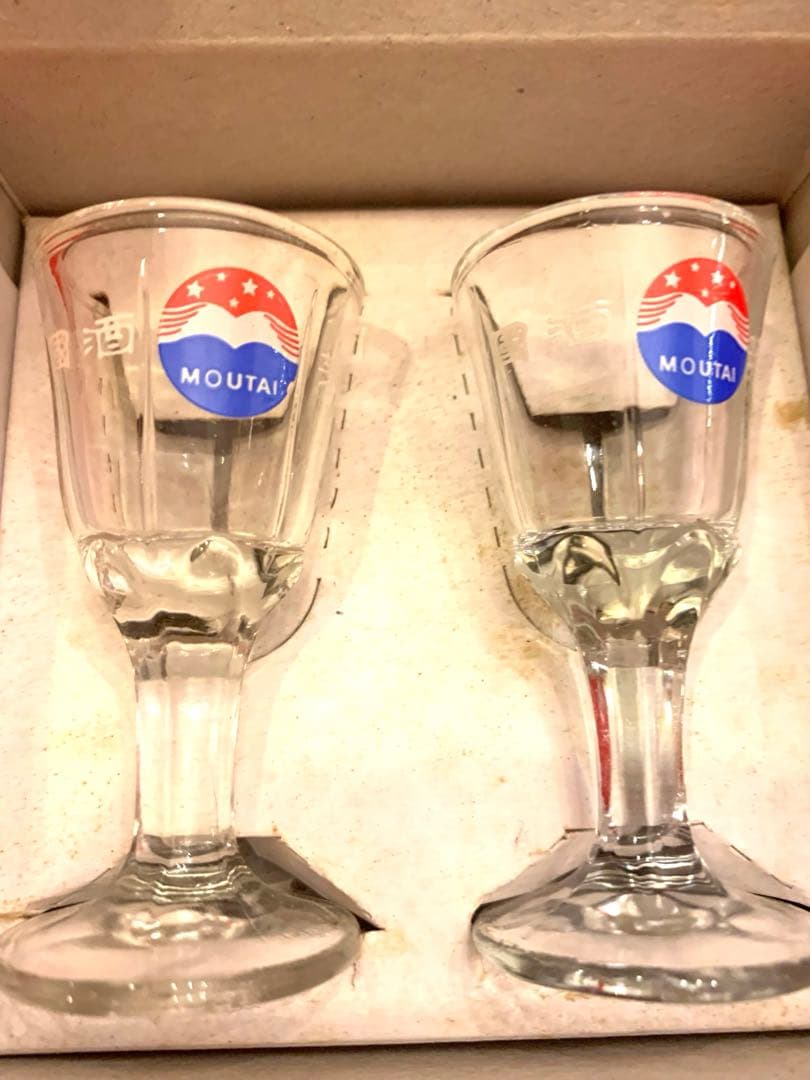 飛天牌 天女 貴州茅台酒 2013年 500ml 53% 未開栓 ミニグラス付