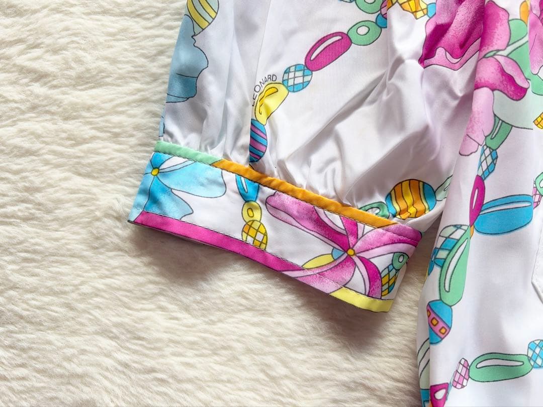 レオナール　LEONARDO ナイロン　パーカー　ジャケット