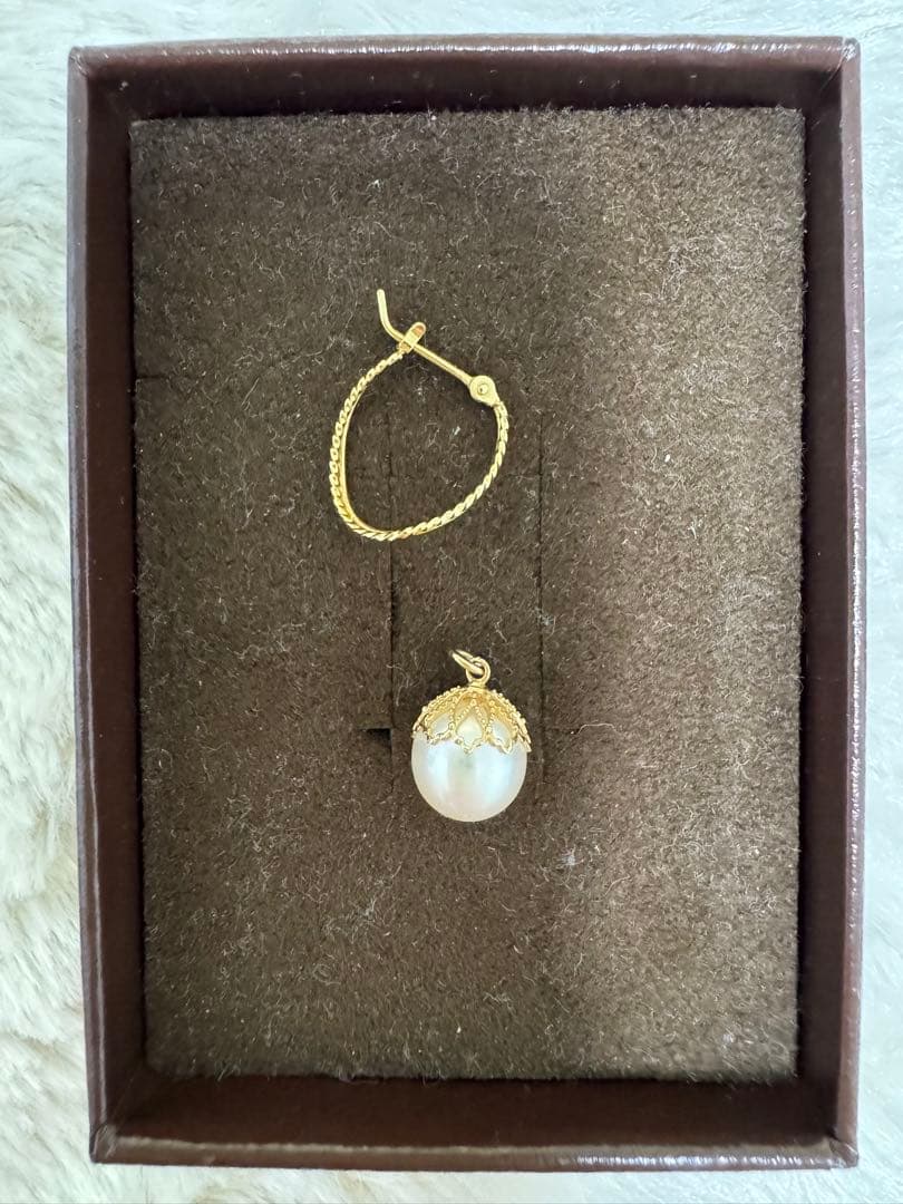 ★ アガット　ピアス(片耳)K18 ピアスたチャーム淡水パールＫ10(片耳)