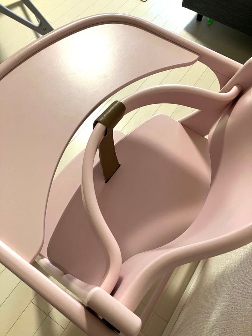 〈愛知県引き取り〉アッフルチェア ピンク