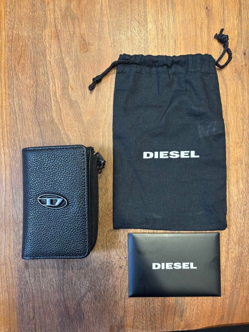 DIESEL ブラック レザー キーケース【新品未使用】 〜本日までお値下げ