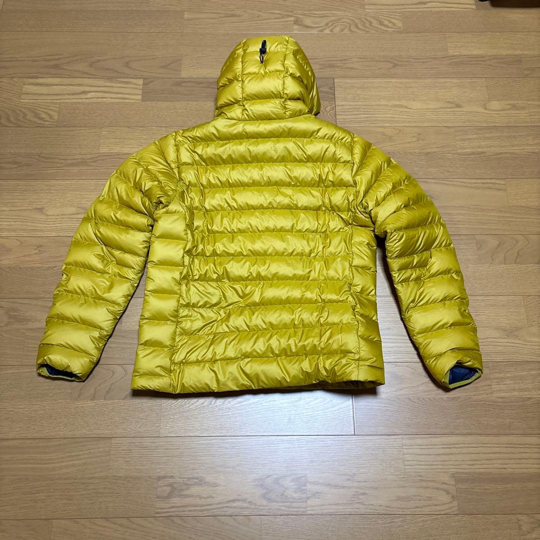 Patagonia ハーフジップ2018年製FA18ダウンセーター