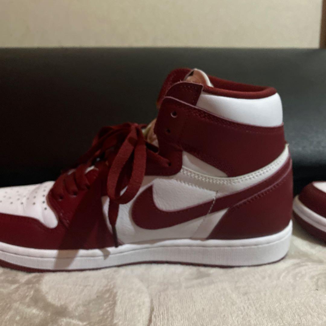 NIKE ジョーダン1 レッド スニーカー　レトロハイ