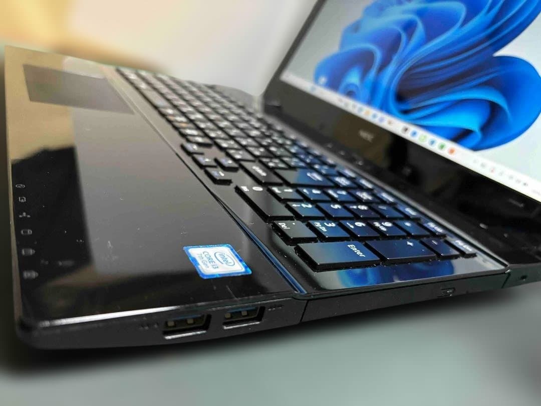 NEC LaVie Core i3 SSD120GB/メモリ8G/Office