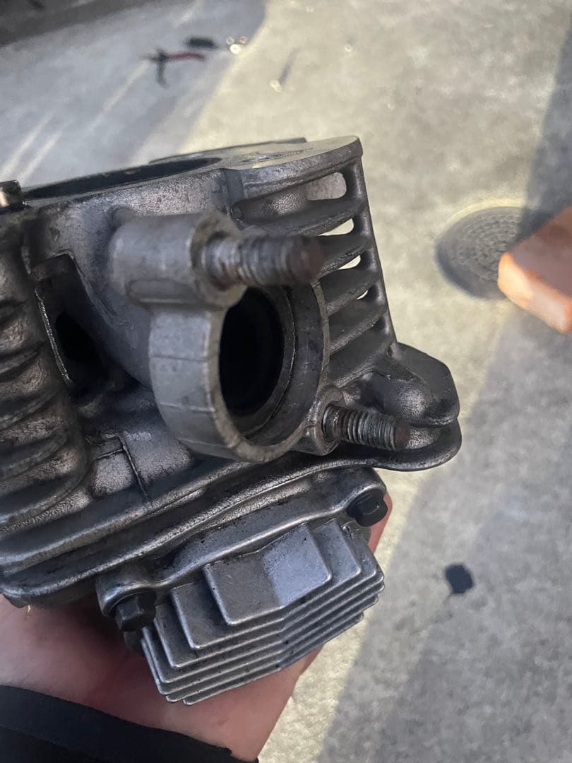 シグナスシリンダーヘッド