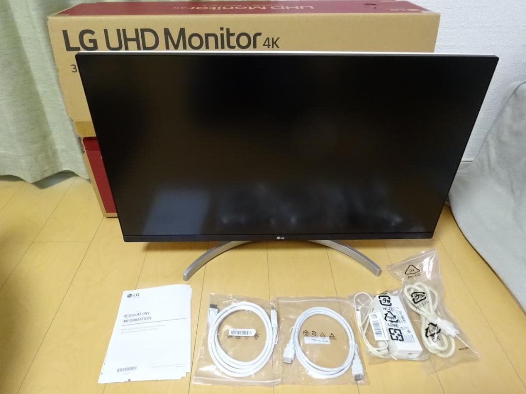 【美品】LG 31.5インチ IPS 4Kモニター 32UN650-W①