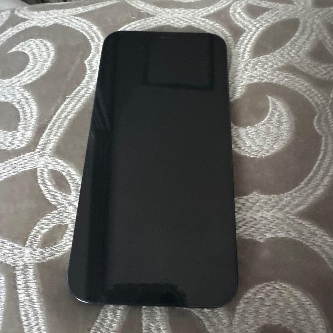 iPhone 12 PRO MAX カメラレンズ割れあり