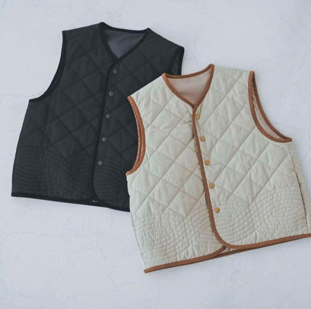 毎日着回したいキルティングベスト / よしいちひろさんコラボ（ライトカーキ）