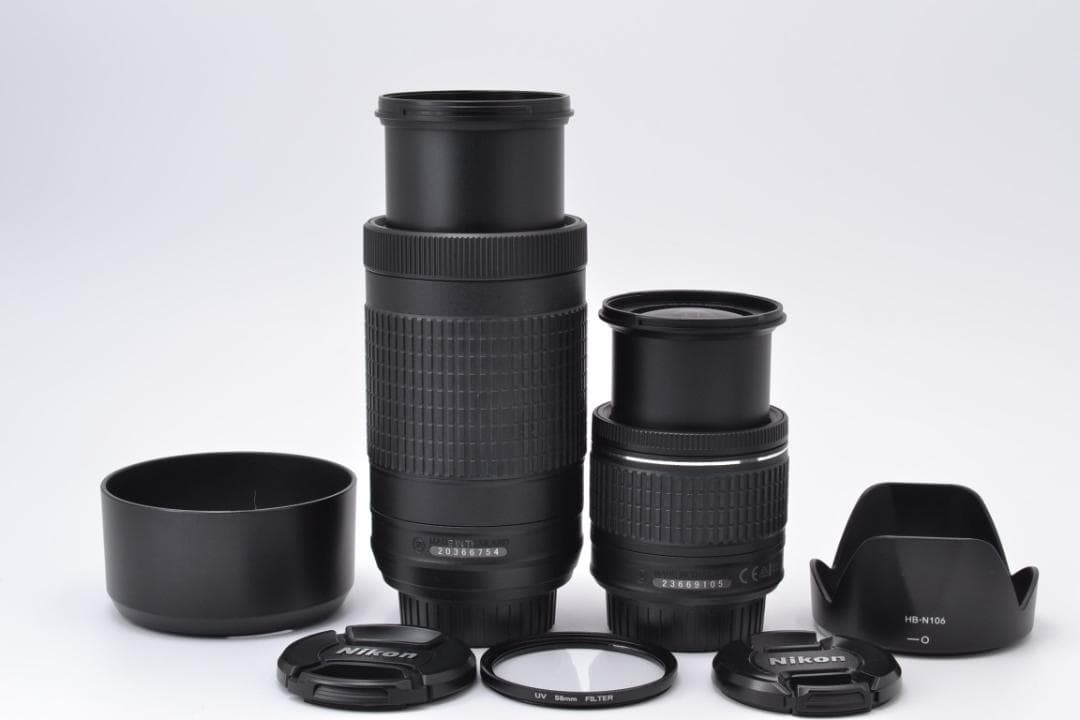 ニコン　Nikon D5600 ダブルズームキット 元箱付