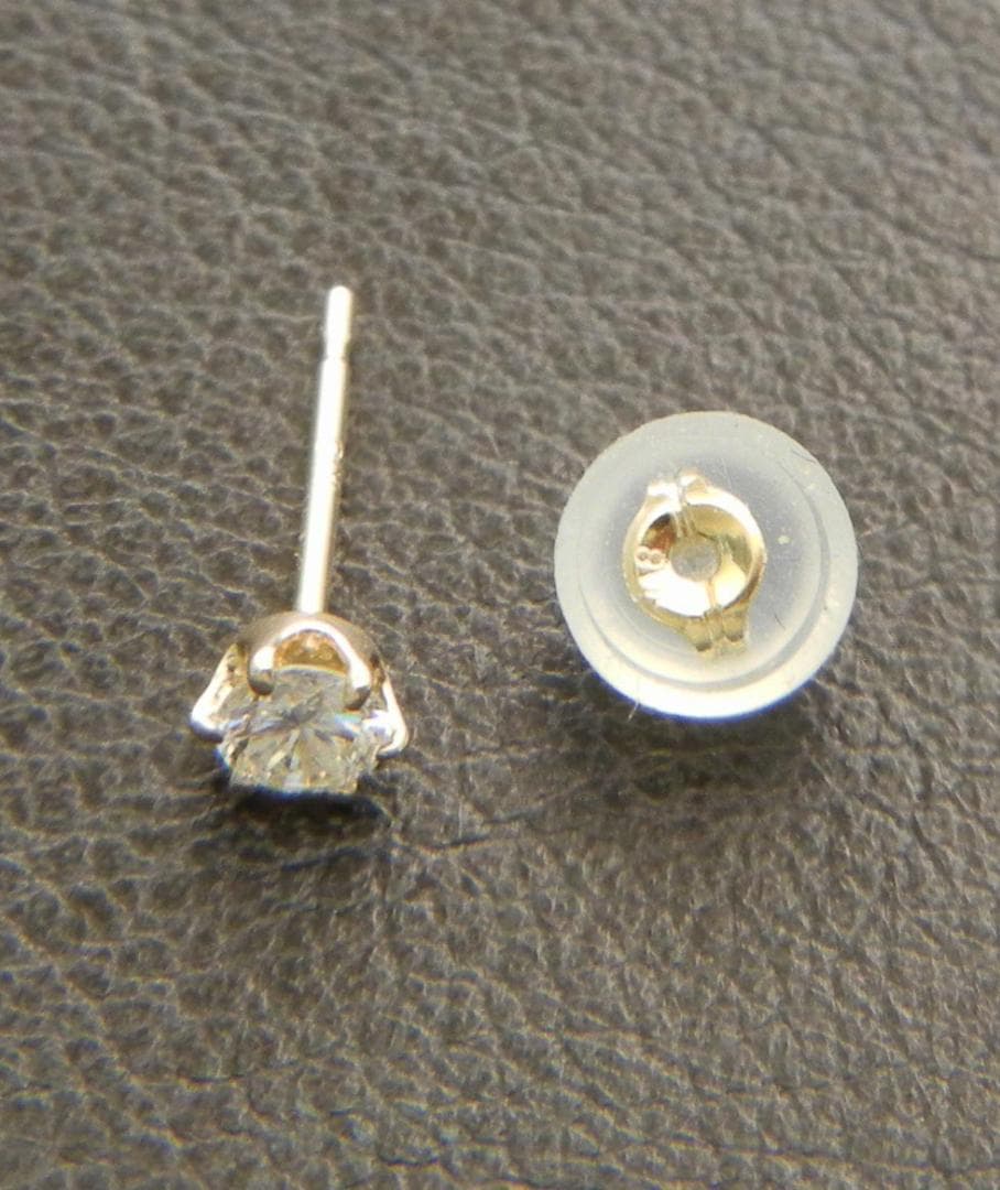 限定特価！ 片耳用 新品 K18 18金 ダイヤ スタッドピアス 0.1ct