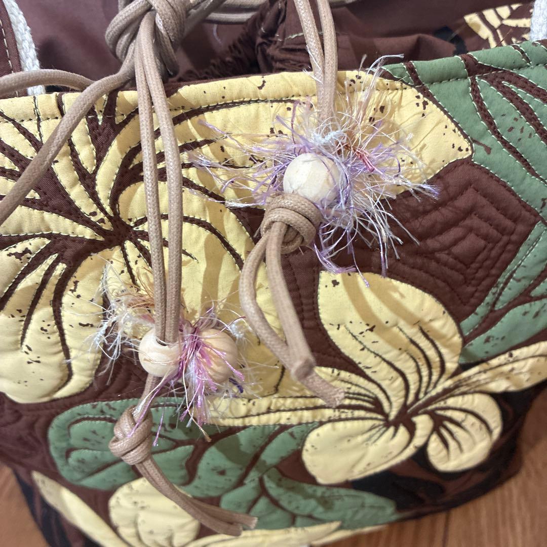 ハワイアン　ミシンキルト　大きい トートバッグ