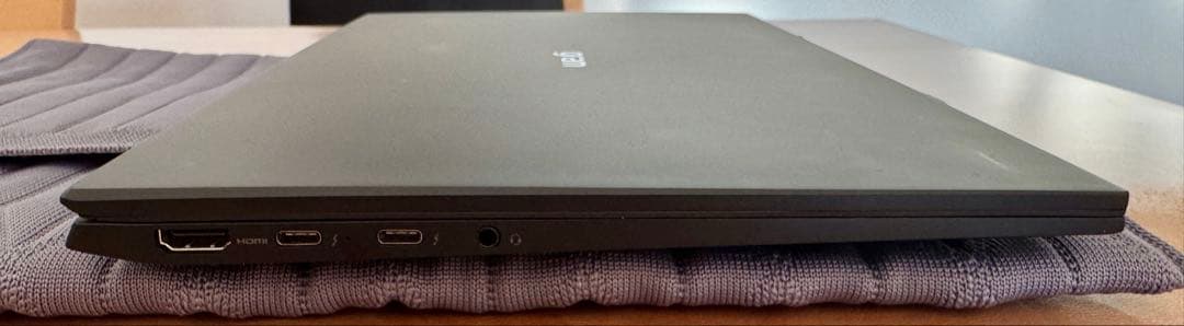 ★極上美品999g/14インチ/最大31時間/LGgram14/i5/512G