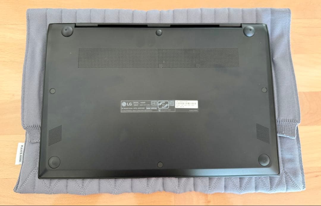 ★極上美品999g/14インチ/最大31時間/LGgram14/i5/512G