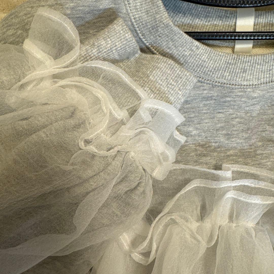 Bibiy ビビィANNA PUFF TOP フリルスウェット