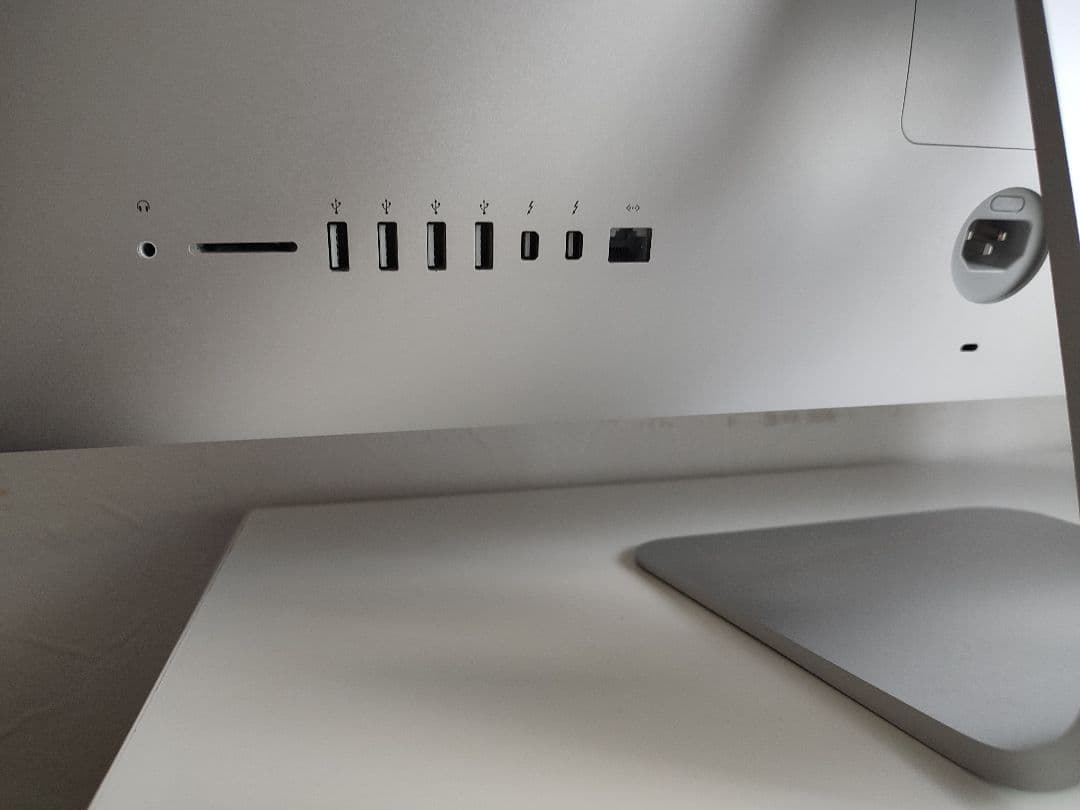 Macデスクトップ iMac 27\"/3.2QC/8GB/1TB FD/M390/KB/JPN