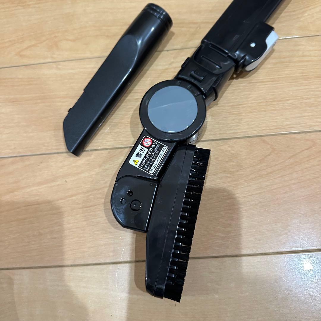 日立　充電式掃除機　付属品付き　PV-BKL11G