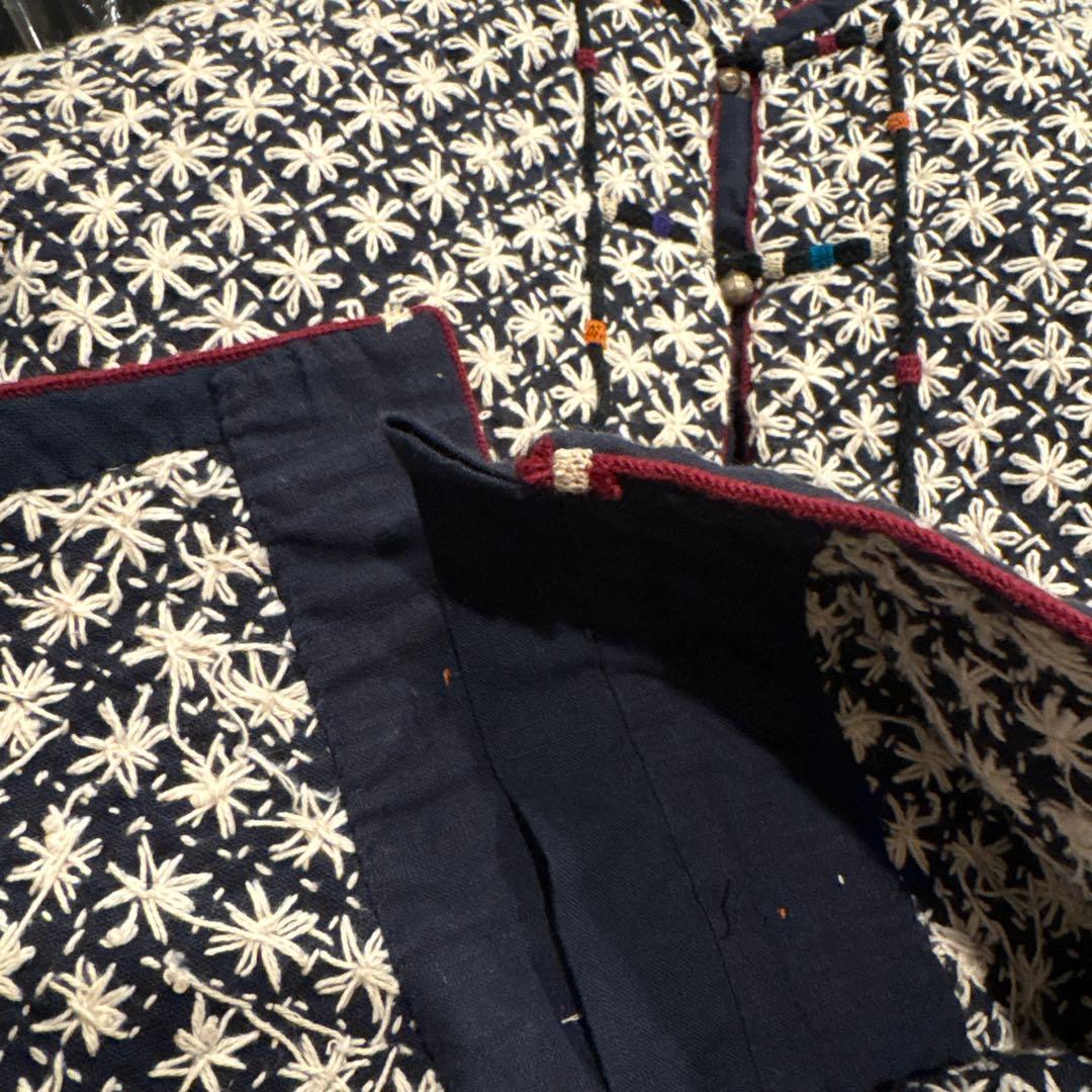 ヤオ族　一点もの　エスニック　新品　手刺繍　タイ　民族衣類　ベスト