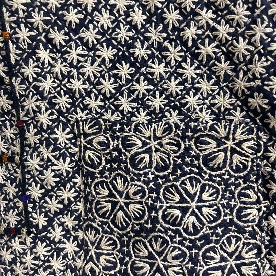 ヤオ族　一点もの　エスニック　新品　手刺繍　タイ　民族衣類　ベスト
