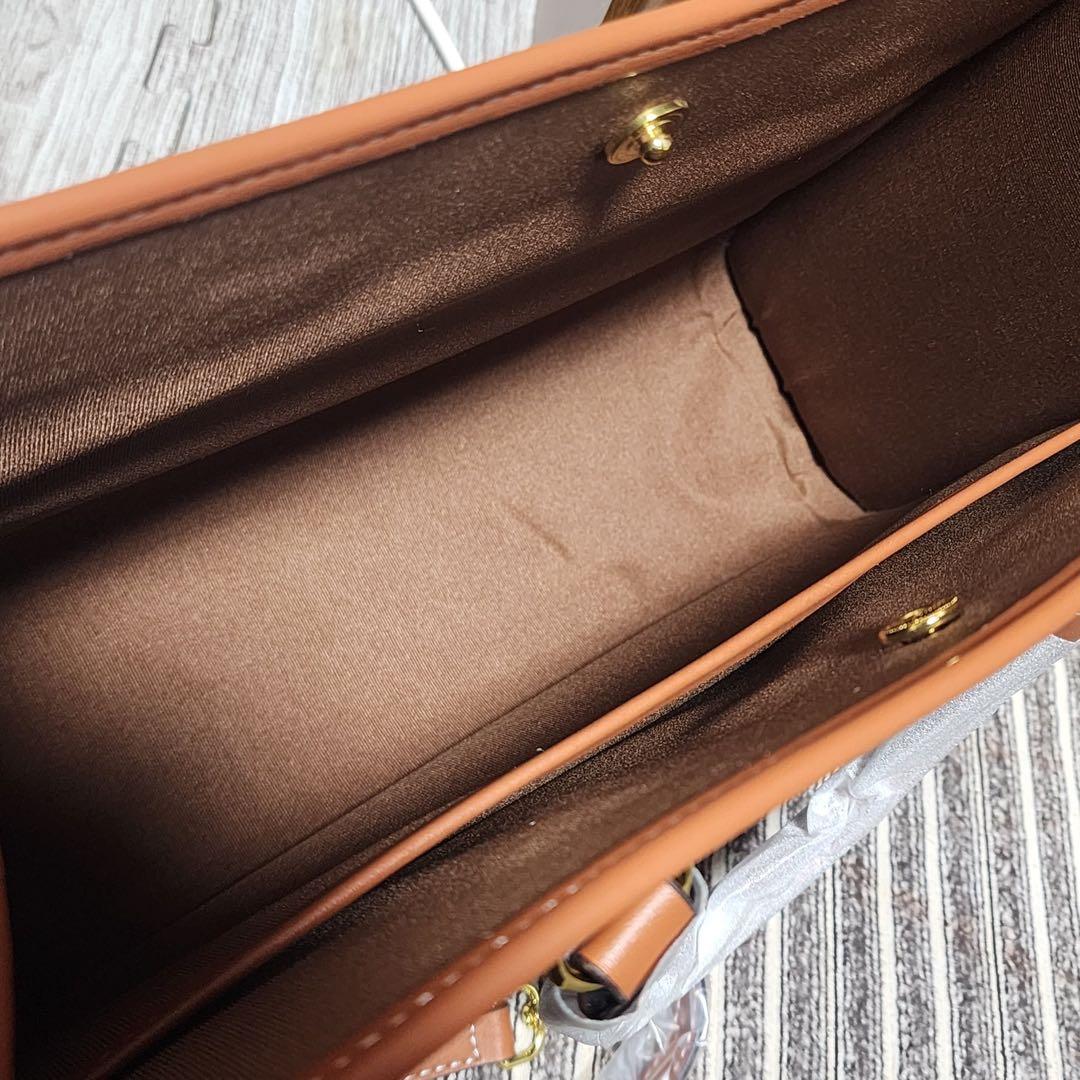 み*の様 CELINE　トートバッグ　トリオンフ　2way　ノベルティ