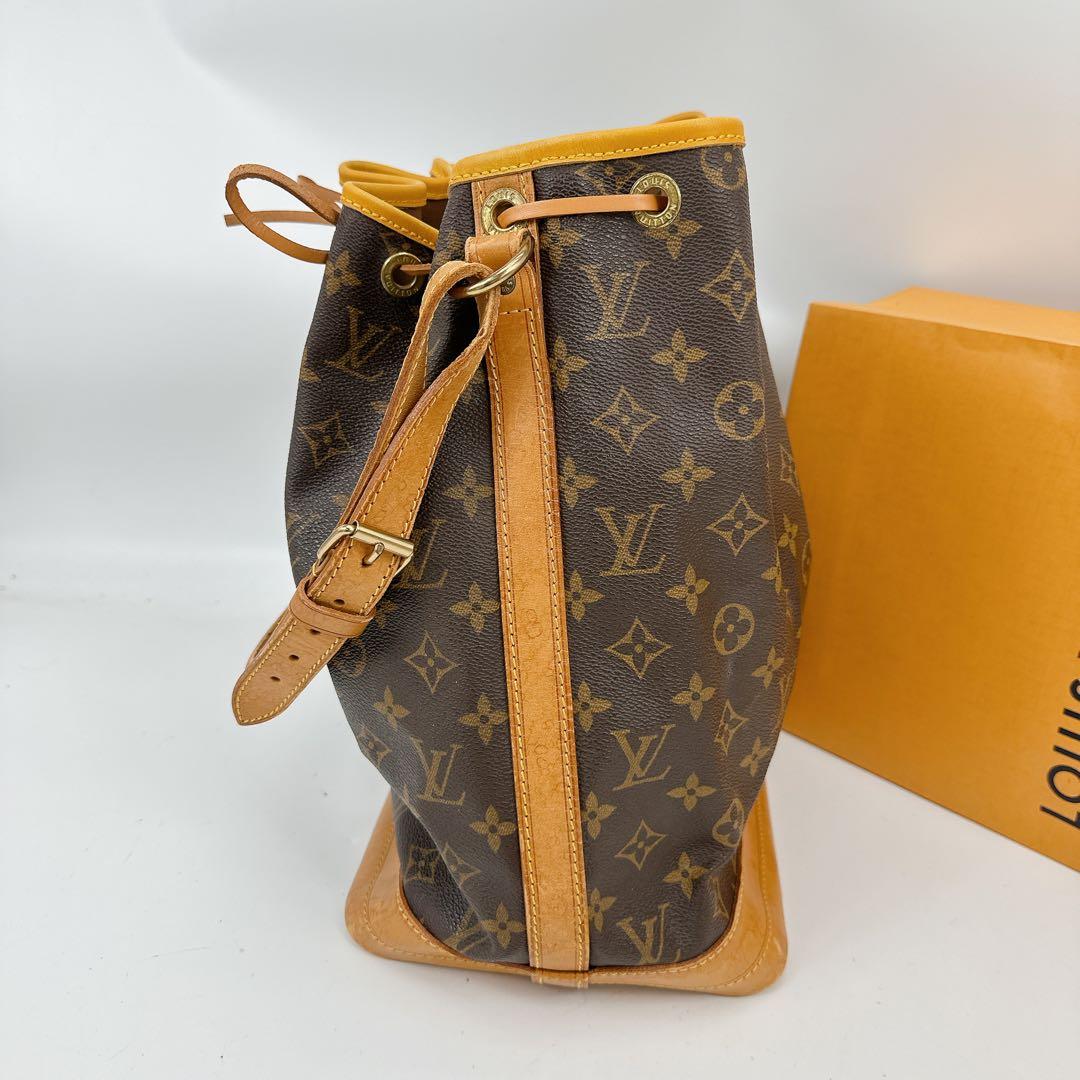 ルイヴィトン　モノグラム　巾着　ショルダーバッグ　ノエ