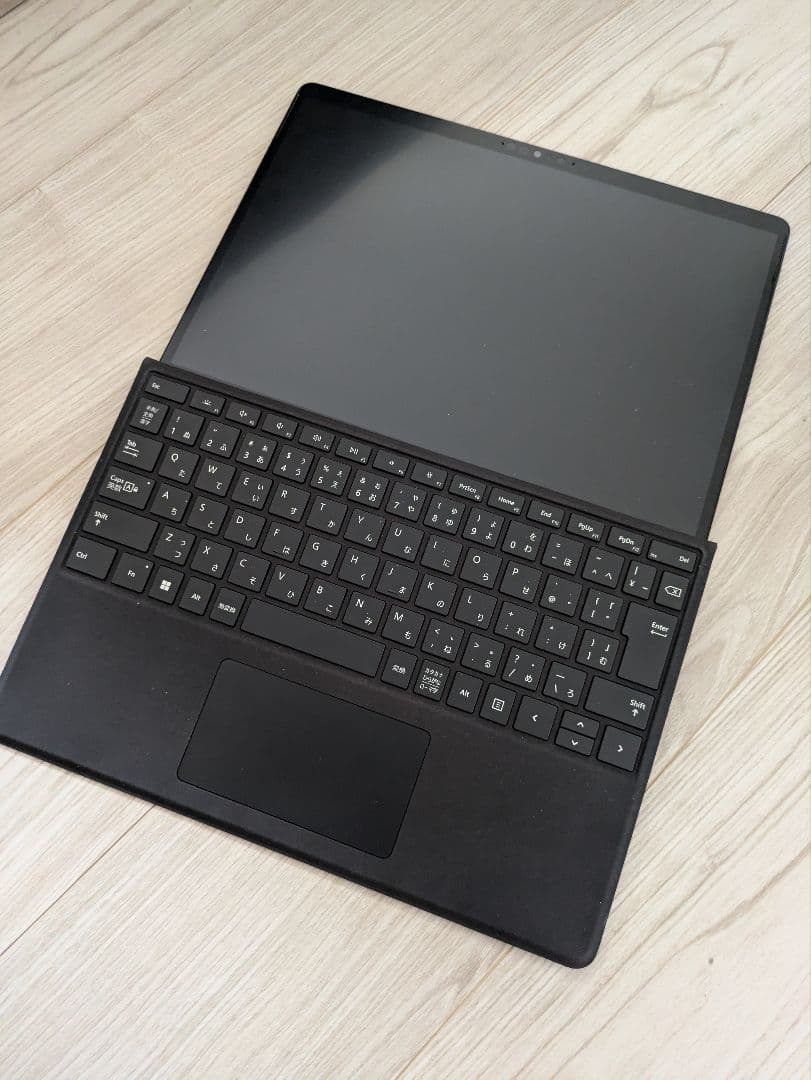 【美品】Surface pro8 キーボード ドッキングステーション付き