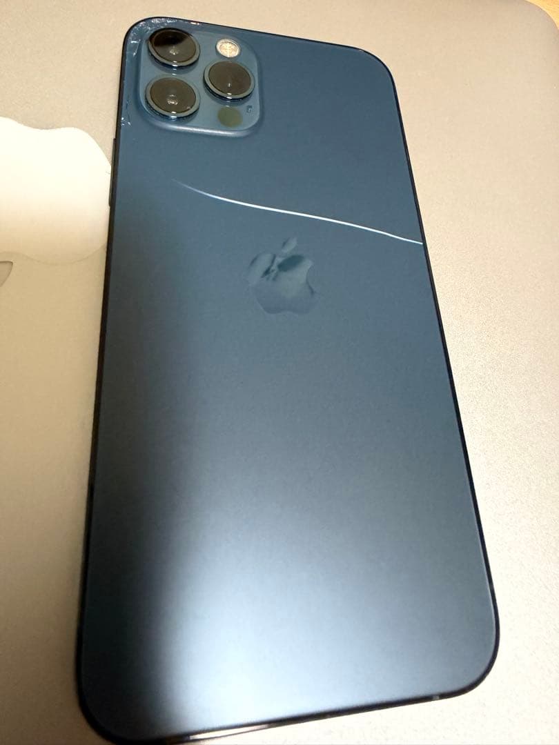 iPhone 12 Pro 本体 背面破損