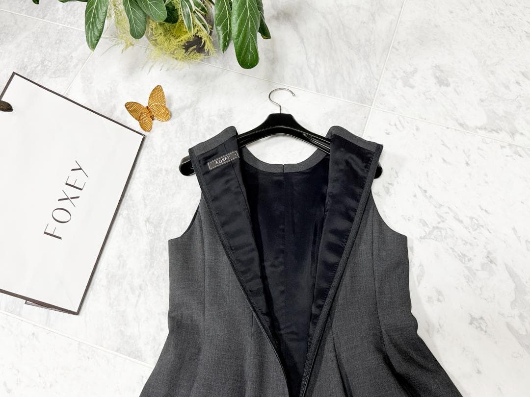 美品★FOXEYフォクシー ウール胸元リボンチャコールグレーワンピース希少42