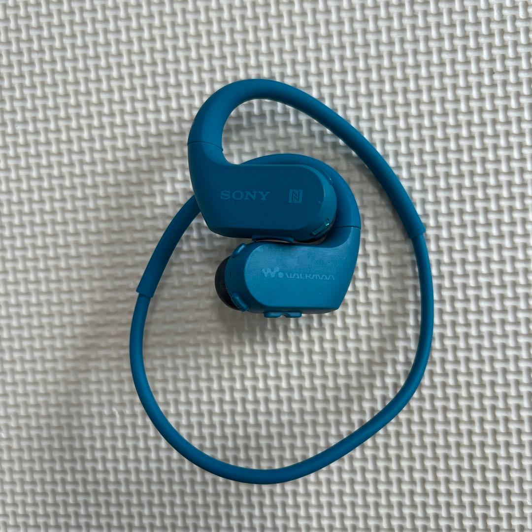 ソニー 防水ヘッドホン一体型ウォークマンBluetooth対応