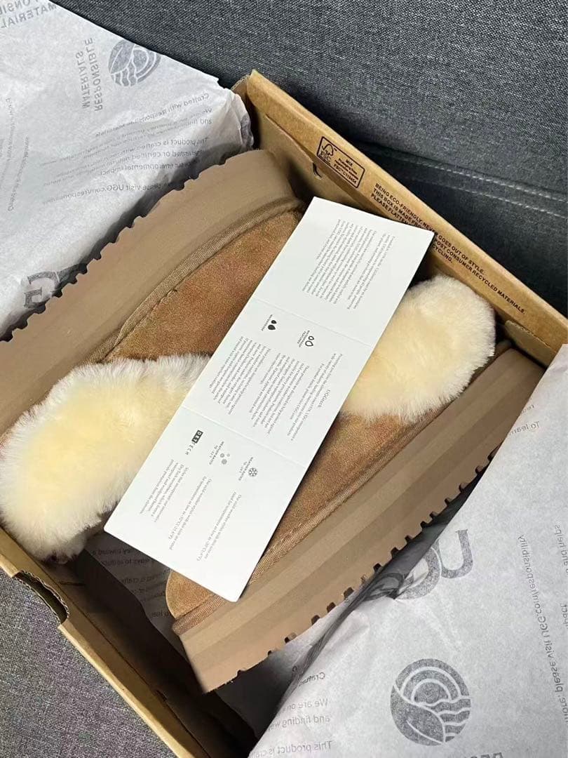 UGG ベージュ ムートンブーツ スエード ファー付き 37サイズ￼