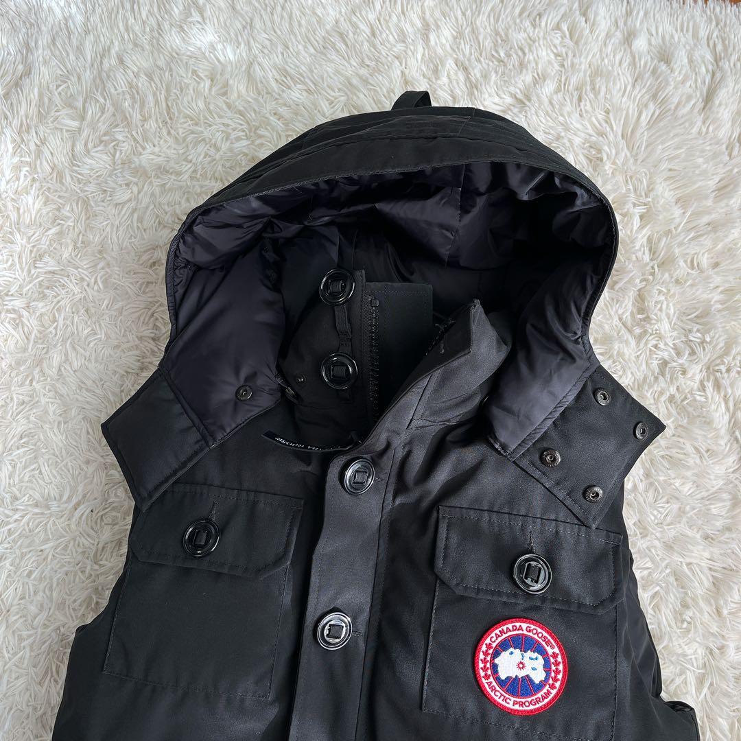 美品✨  ダウンベスト ブラック Sサイズ 2302jm