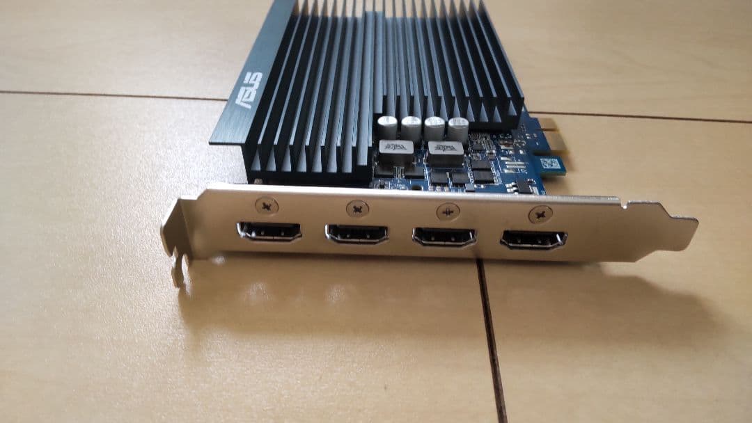 再値下げ　ASUS GEFORCE GT 730 2GB グラフィックボード