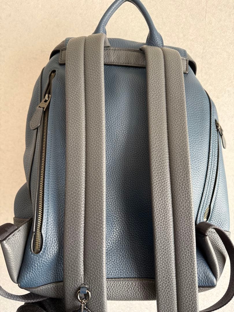 【値下げしました】COACHリュック