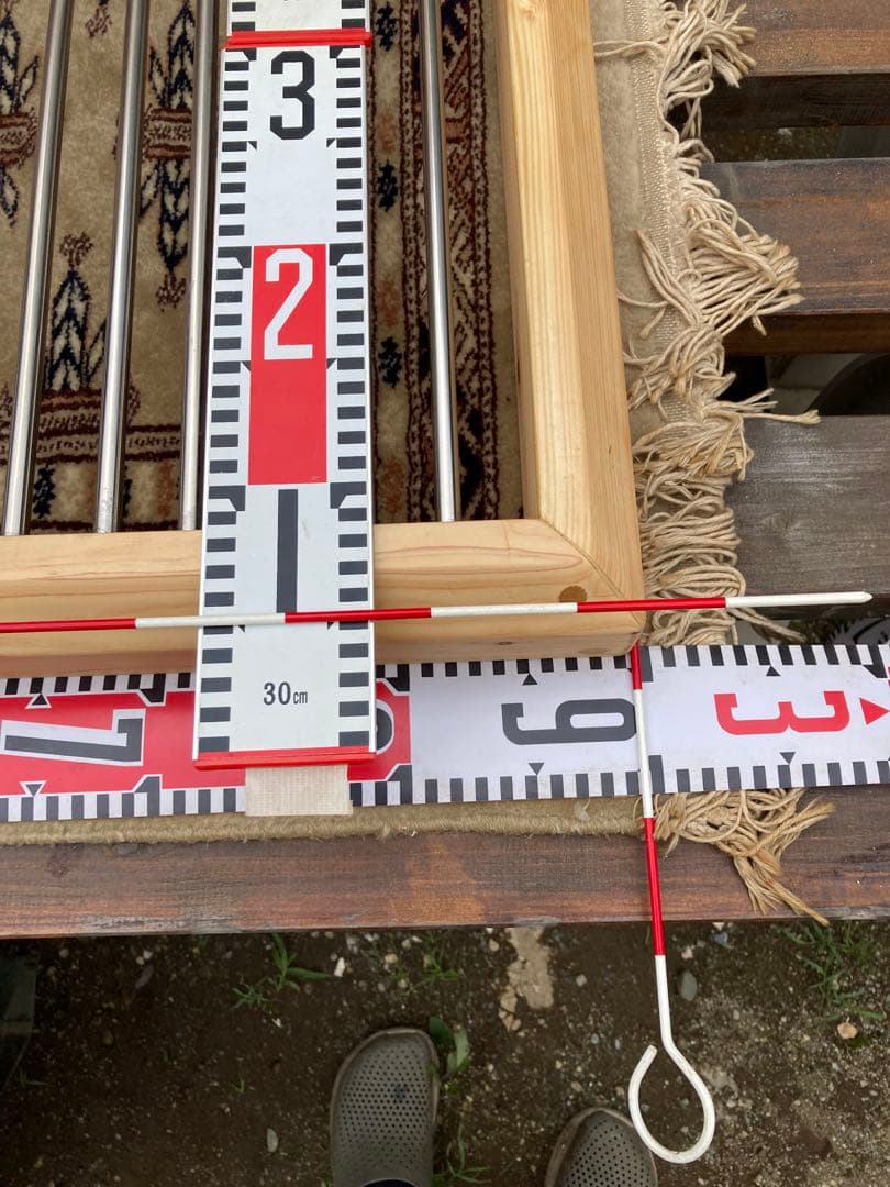 ごん　猛禽類オーダーシェルフパーチ