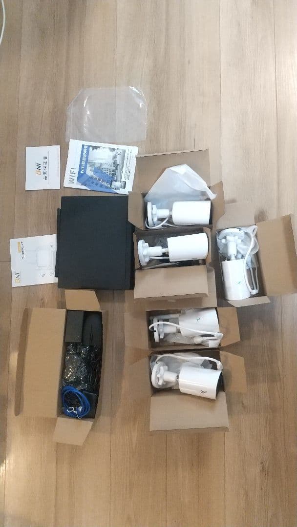 ＢＮＴ　防犯カメラ赤外線付カメラ5個　半額以下