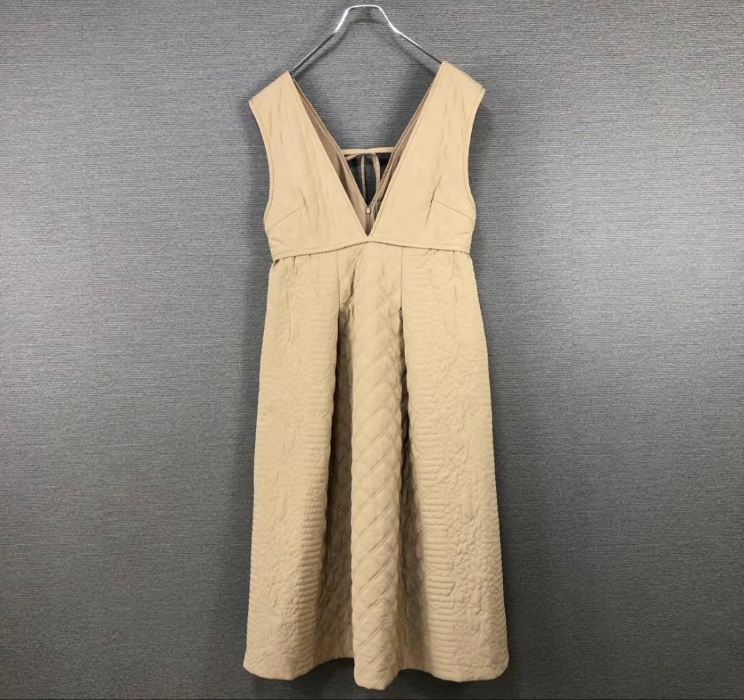 チェスティ　キルティングワンピース　ベージュ